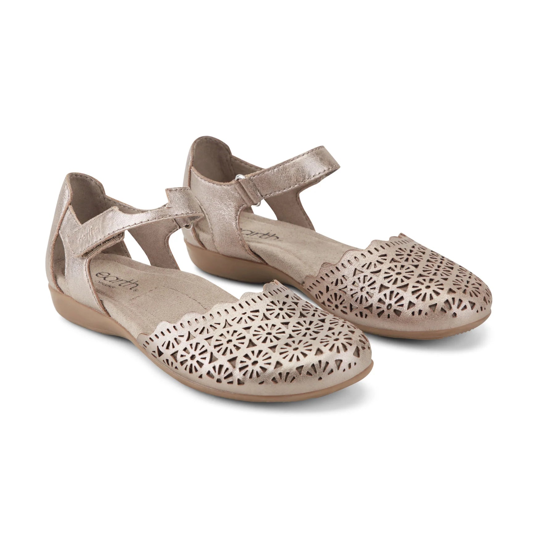 💝Bronnie Casual Slip-On Perforated Sandals