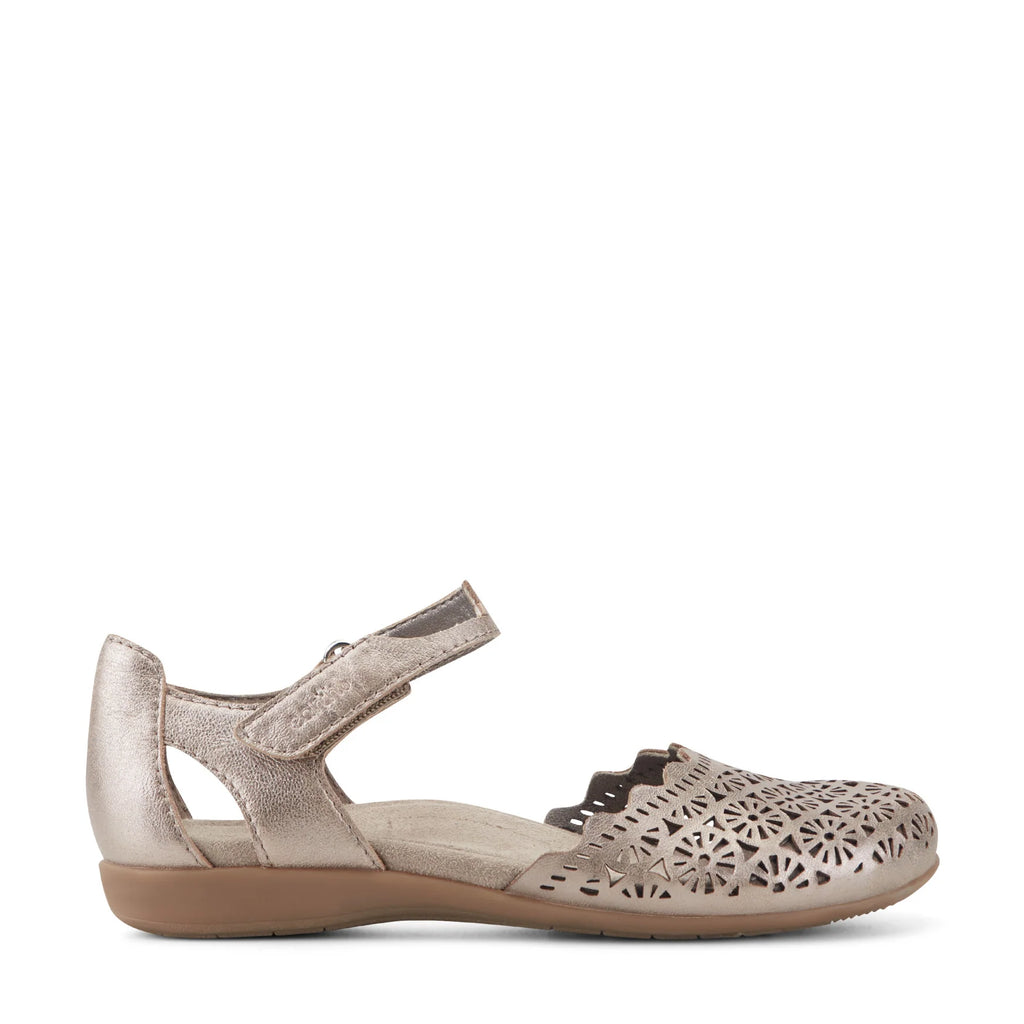 💝Bronnie Casual Slip-On Perforated Sandals