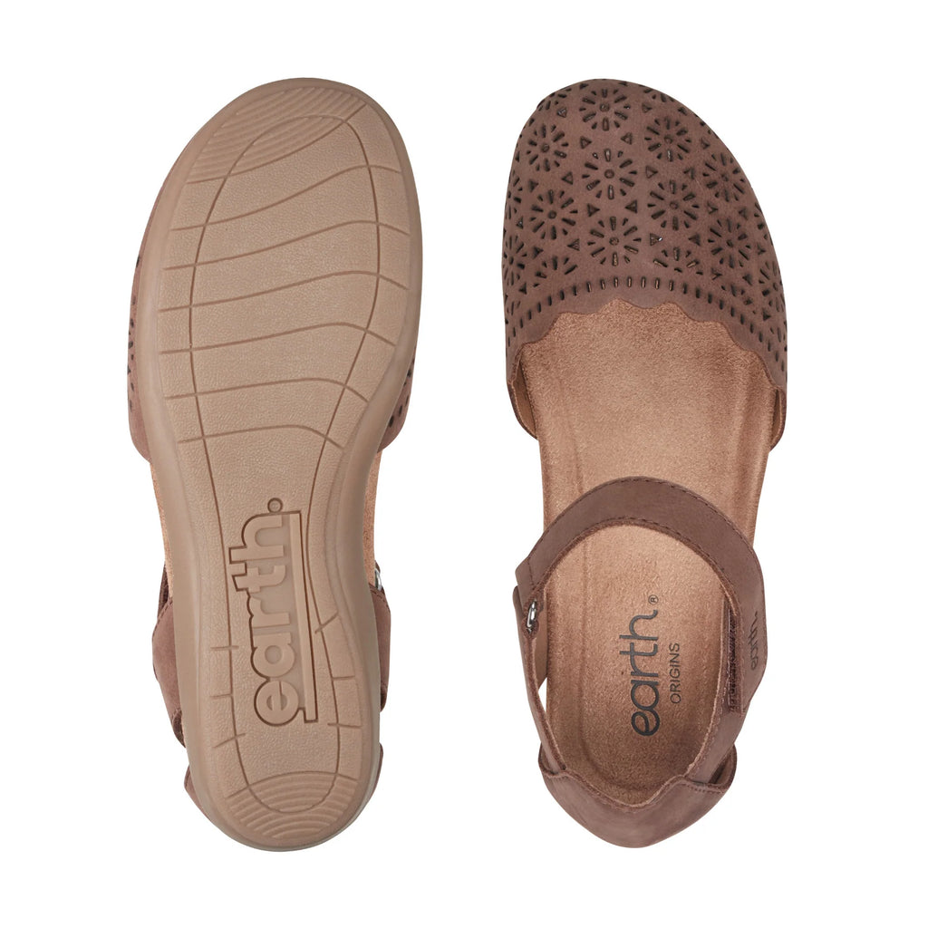 💝Bronnie Casual Slip-On Perforated Sandals