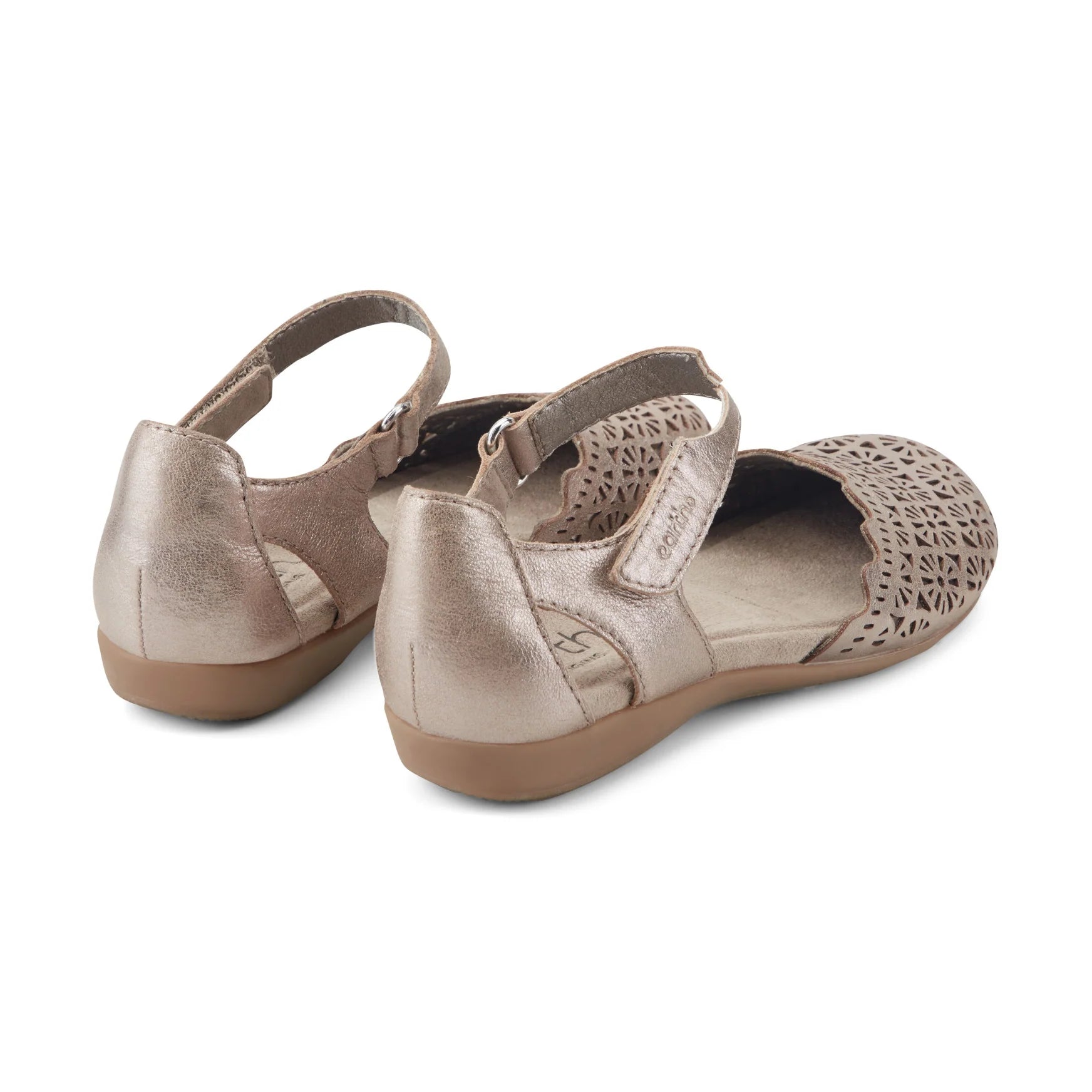 💝Bronnie Casual Slip-On Perforated Sandals