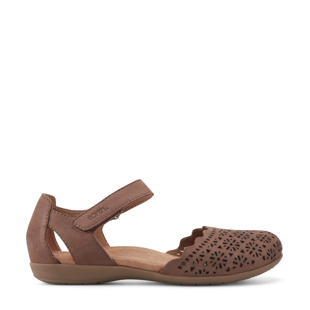 💝Bronnie Casual Slip-On Perforated Sandals